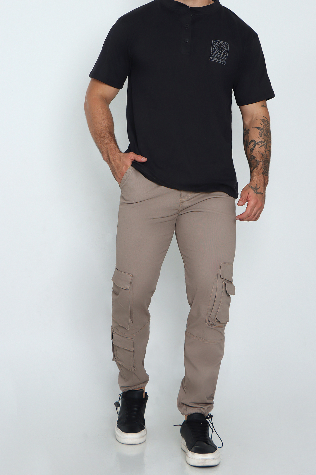 Jogger Hombre REF. H13075